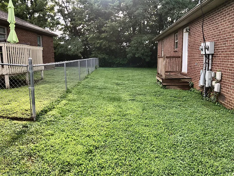 752 Cobbler Ln W — Photo 13