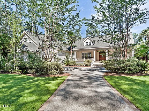 5th image of 19 River Bend Drive