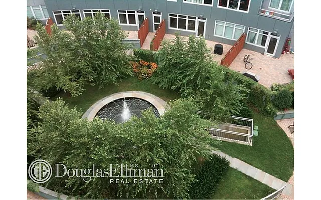Sold by Douglas Elliman | media 24
