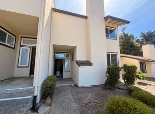 720 Redwood Ln, Pacific Grove, CA 93950