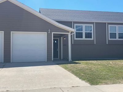 402 25th Ave NE, Watford City, ND, 58854