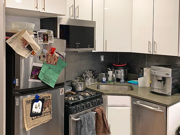 3rd image of 104 E 4th St APT G2