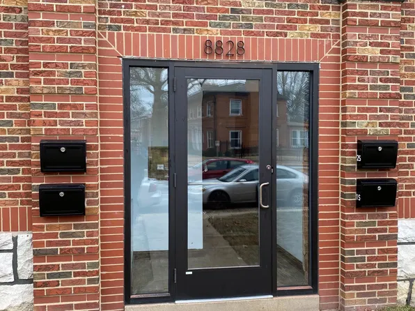 8828 Riverview Blvd APT 2S, Saint Louis, MO 63147