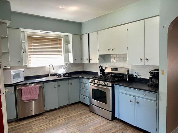 5th image of 4831 W 52nd St