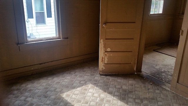 2nd image of 606 W Wood St