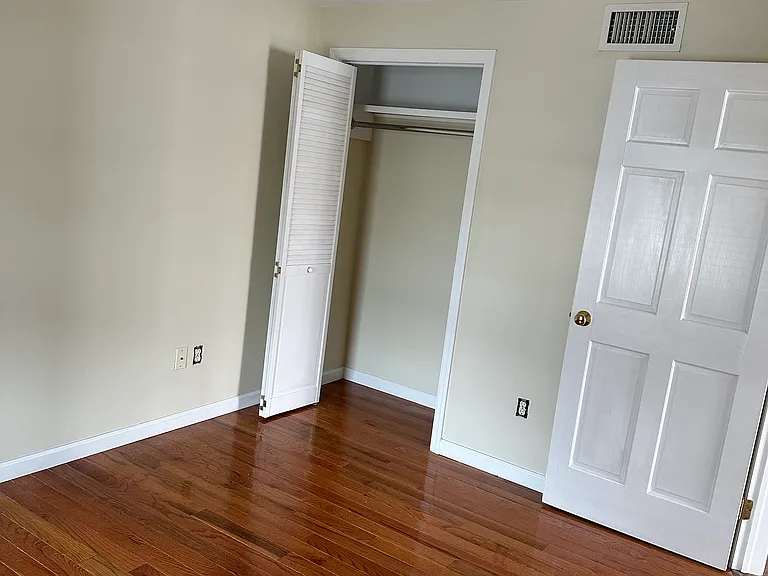 131 Mill St #1 — Photo 7