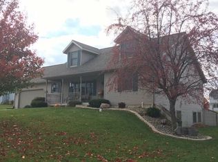 819 Lydia Dr, Warsaw, IN