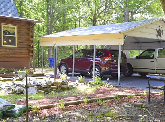 3rd image of 406 Fawnbrook Dr