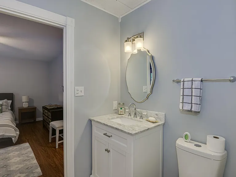324 Laurens St SW #B — Photo 25