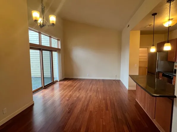 1485 Perdue Loop, Eugene, OR 97401