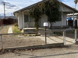 601 Fillmore St, Taft, CA 93268