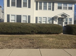 515 Houston St #1, Batavia, IL 60510