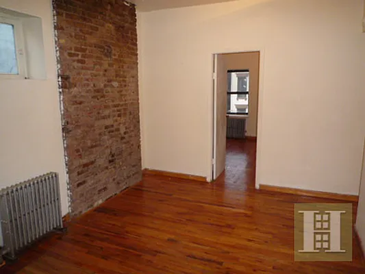 Rented by Halstead Real Estate | media 28