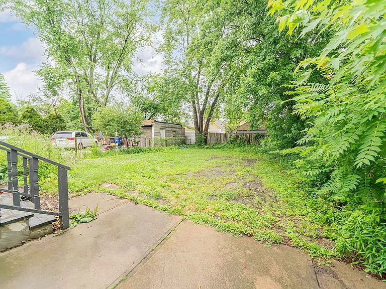 4310 Daisy Ave — Photo 102