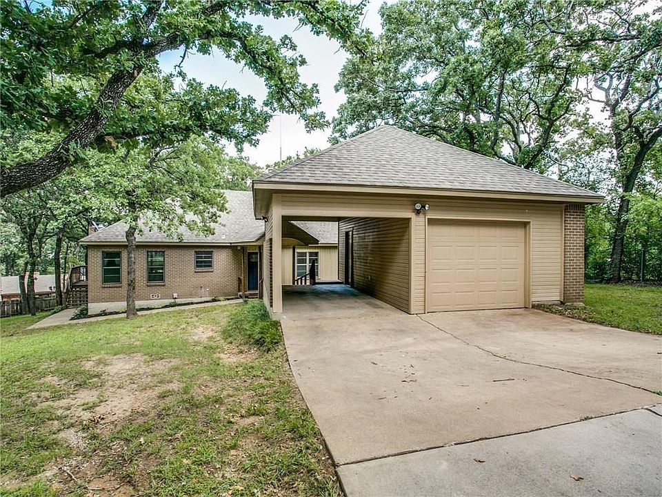 1st image of 12445 Lake Forest Dr