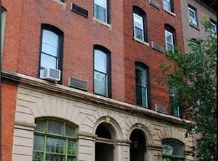 2127 Walnut St APT 2R, Philadelphia, PA 19103