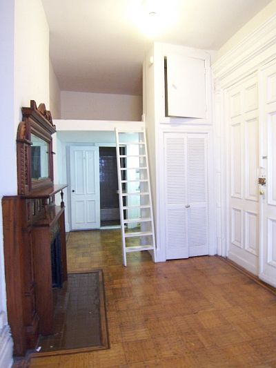 2nd image of 148 W 70th St APT 7
