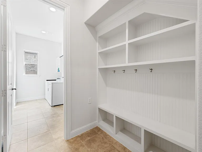 6007 Marsh Lake Ct — Photo 21