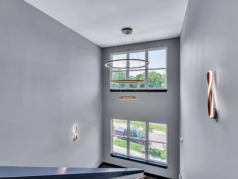 121 Shea Dr — Photo 46