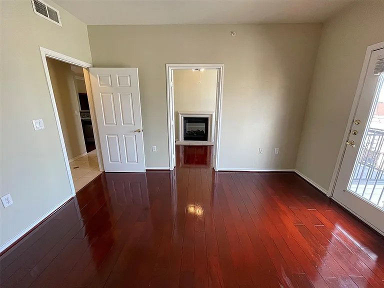 2400 McCue Rd #430 — Photo 19