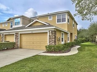 19214 Stone Hedge Dr, Tampa, FL 33647