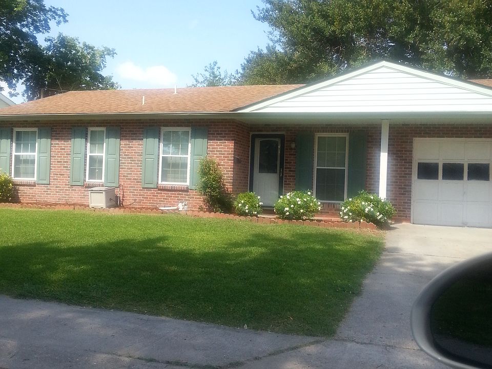 1st image of 320 Linwood Dr