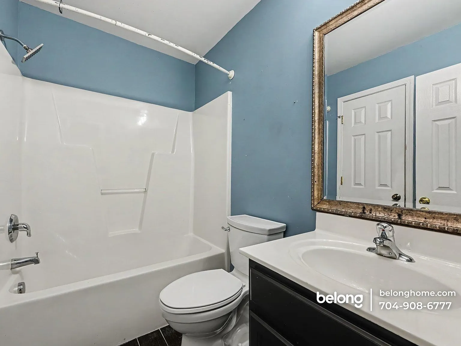 3 bed, 3.0 bath, 1950 sqft, $1,900 — Photo 4