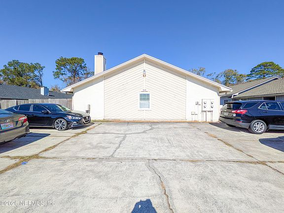 5th image of 7619 INDIAN LAKES Drive #1-4