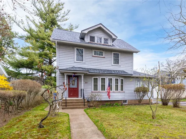 22 Grassmere Park, Rochester, NY 14612