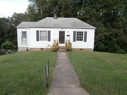 1st image of 160 Fairlawn Dr