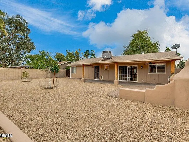 6808 E Sandra Ter — Photo 9