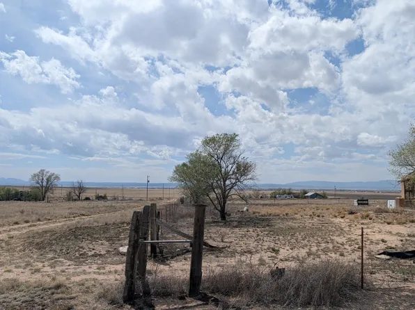 9 Lobo Dr, Moriarty, NM 87035