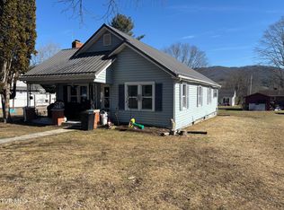 219 Oak St, Mountain City, TN 37683