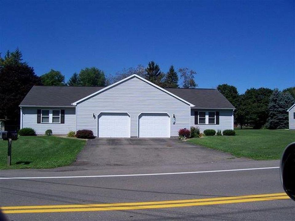 1st image of 130 Vinel Cir #1