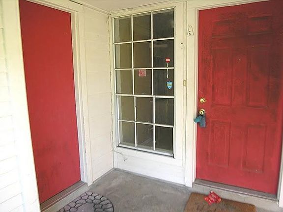 2nd image of 1915 Prairie Knoll Ct #A