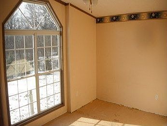 5th image of 9201 Becker St NE