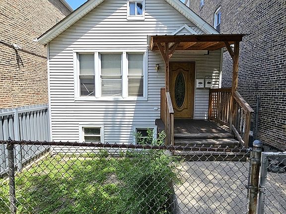 2nd image of 2840 W 23rd Pl