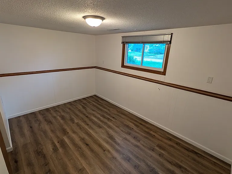 204 Ann Dr — Photo 9