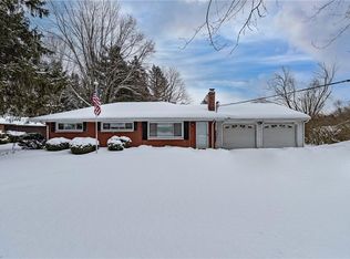 12923 Kenyon Dr, Chesterland, OH 44026