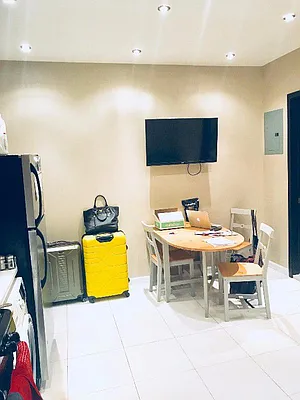Rented by Charles Coutinho LLC | media 22
