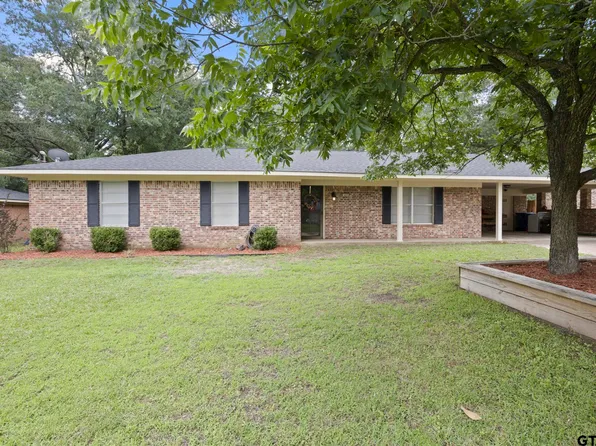 408 Rosewood St, Mount Pleasant, TX 75455