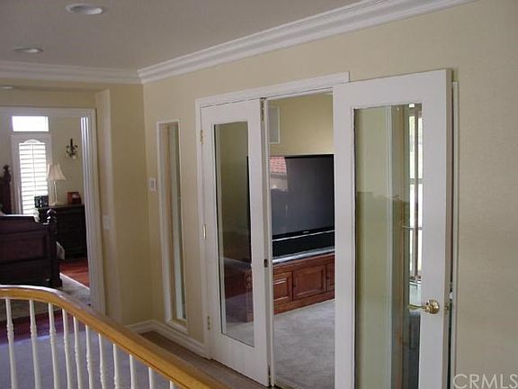 5th image of 456 Somerset Cir