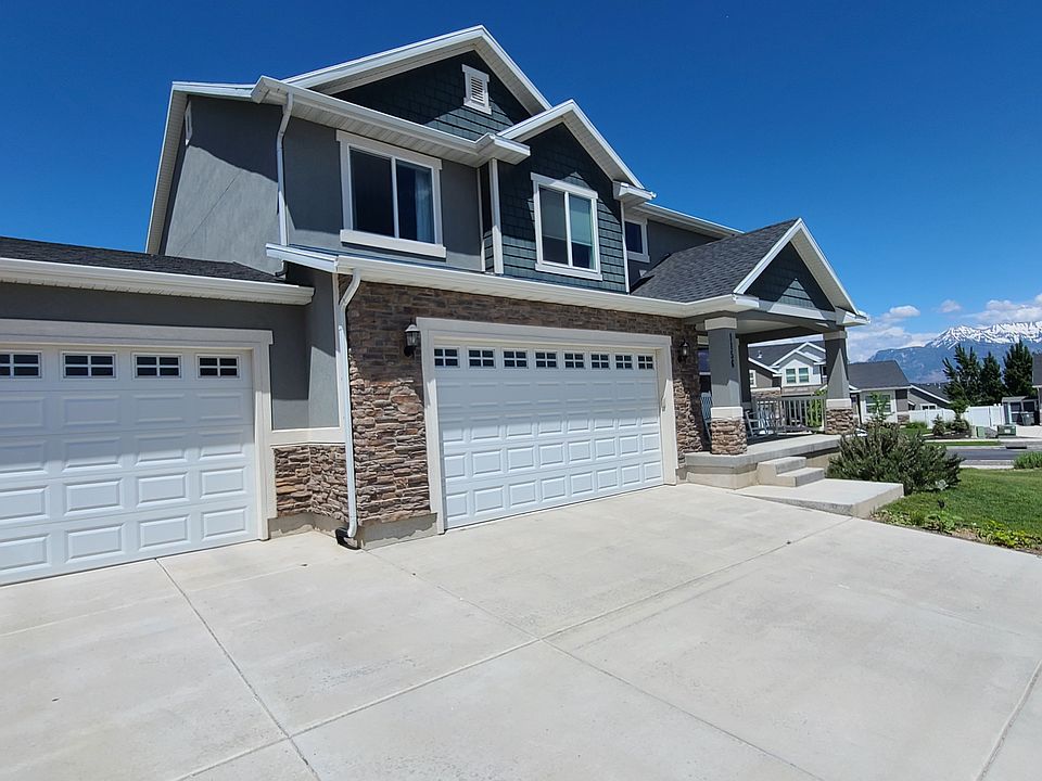 1st image of 1156 W Zenith Cir