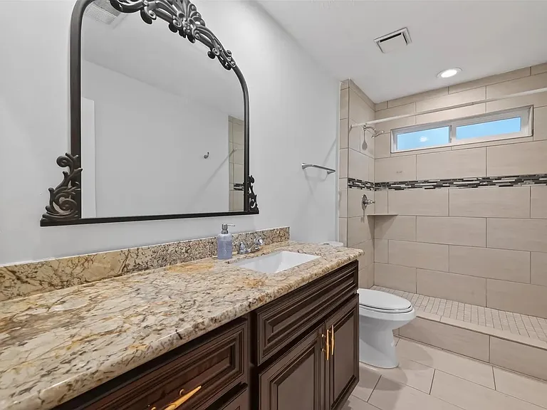 4019 Saint Michaels Ct — Photo 45
