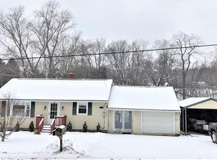 1115 Shenango Rd, Beaver Falls, PA 15010