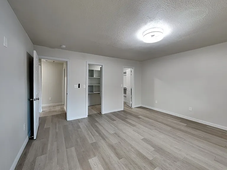 4348 Spindletree Ln — Photo 16
