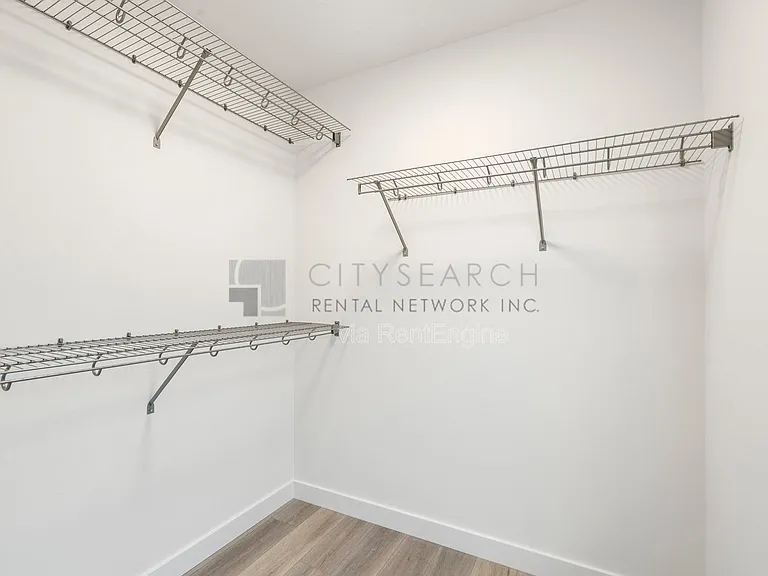 244 Sovereign Cres SW #1 — Photo 14