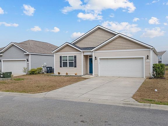 2nd image of 858 Hayes Point Circle