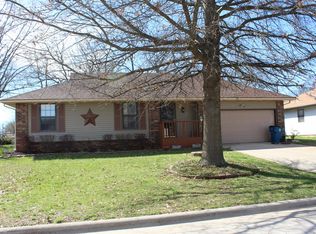 2045 S Golden Ave, Springfield, MO 65807