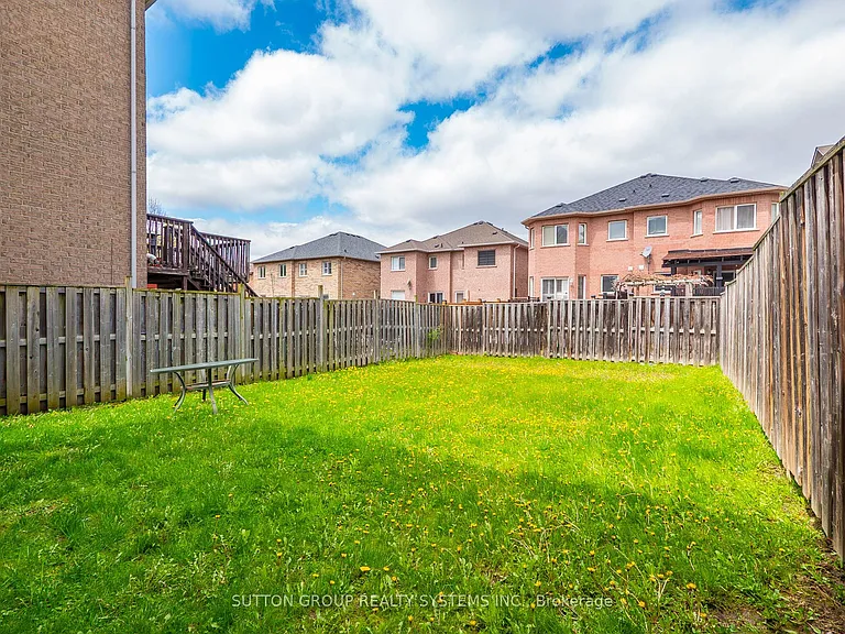 6556 Opera Glass Cres S — Photo 40
